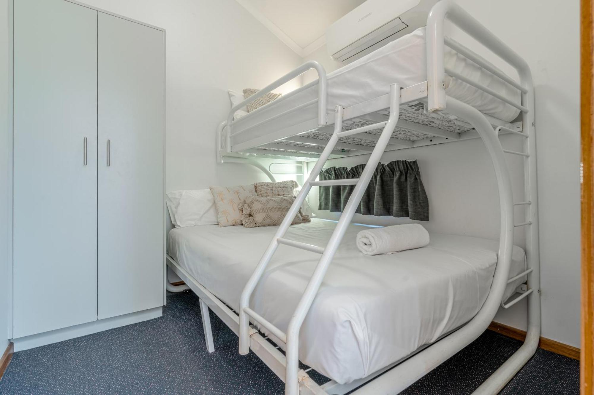 Big4 Tasman Holiday Parks - South Mission Beach מראה חיצוני תמונה
